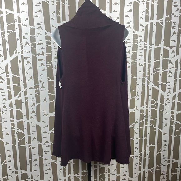 Plum Purple Sweater Knit Circle Vest NEW - Picture 3 of 12